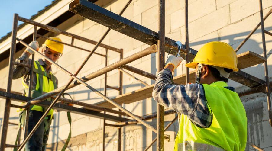 Professional gutter cleaning in Hazen, ND